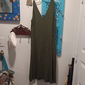 Luxology Olive Button-Down Midi Dress